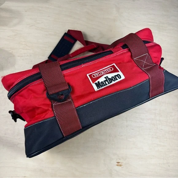 Marlboro insulated cooler duffle - Picture 1 of 9